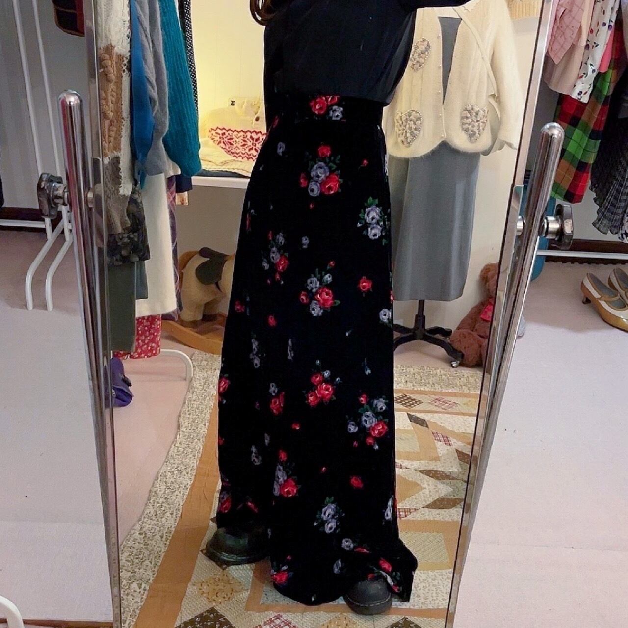 black rose velvet long skirt