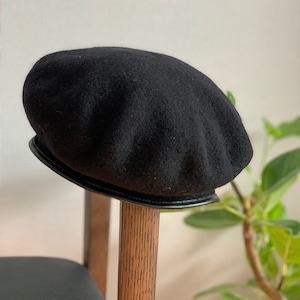 Vintage Black wool beret