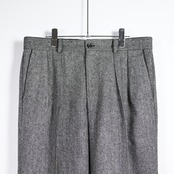 INTERIM / INDIA WOOL CLASSIC HERRINGBONE WITH LEATHER PIPING 2-TUCK STRAIGHT SLACKS
