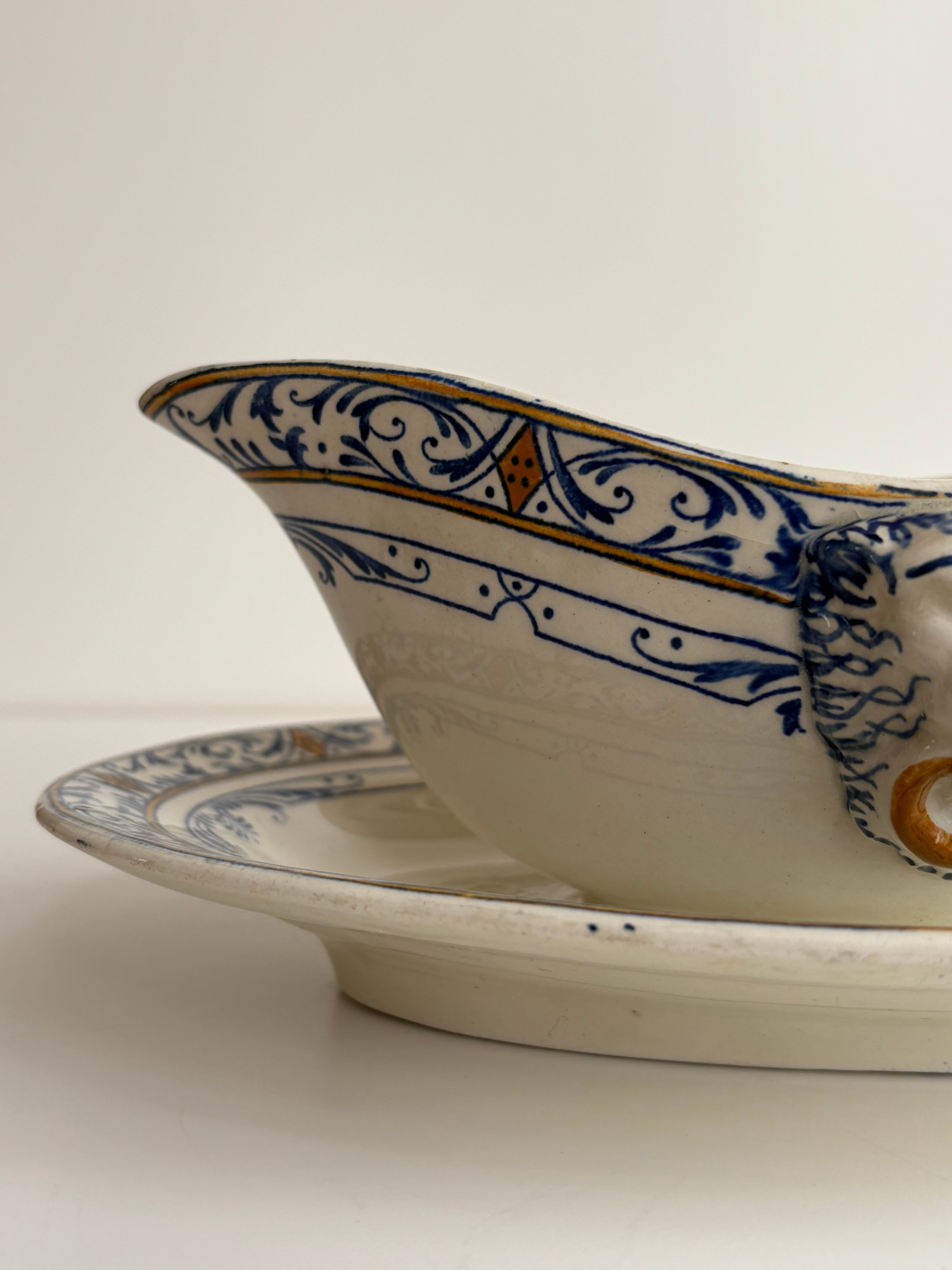 Creil et Montereau （クレイユ・エ・モントロー ） COLBERT