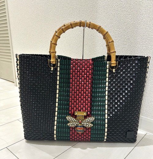 トートバッグ　ラグジュアリーバッグ　テープバッグ