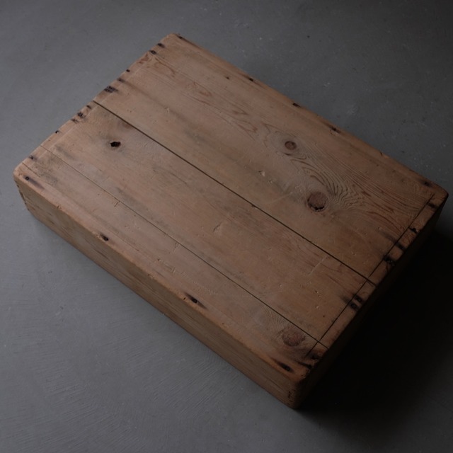 Wooden box