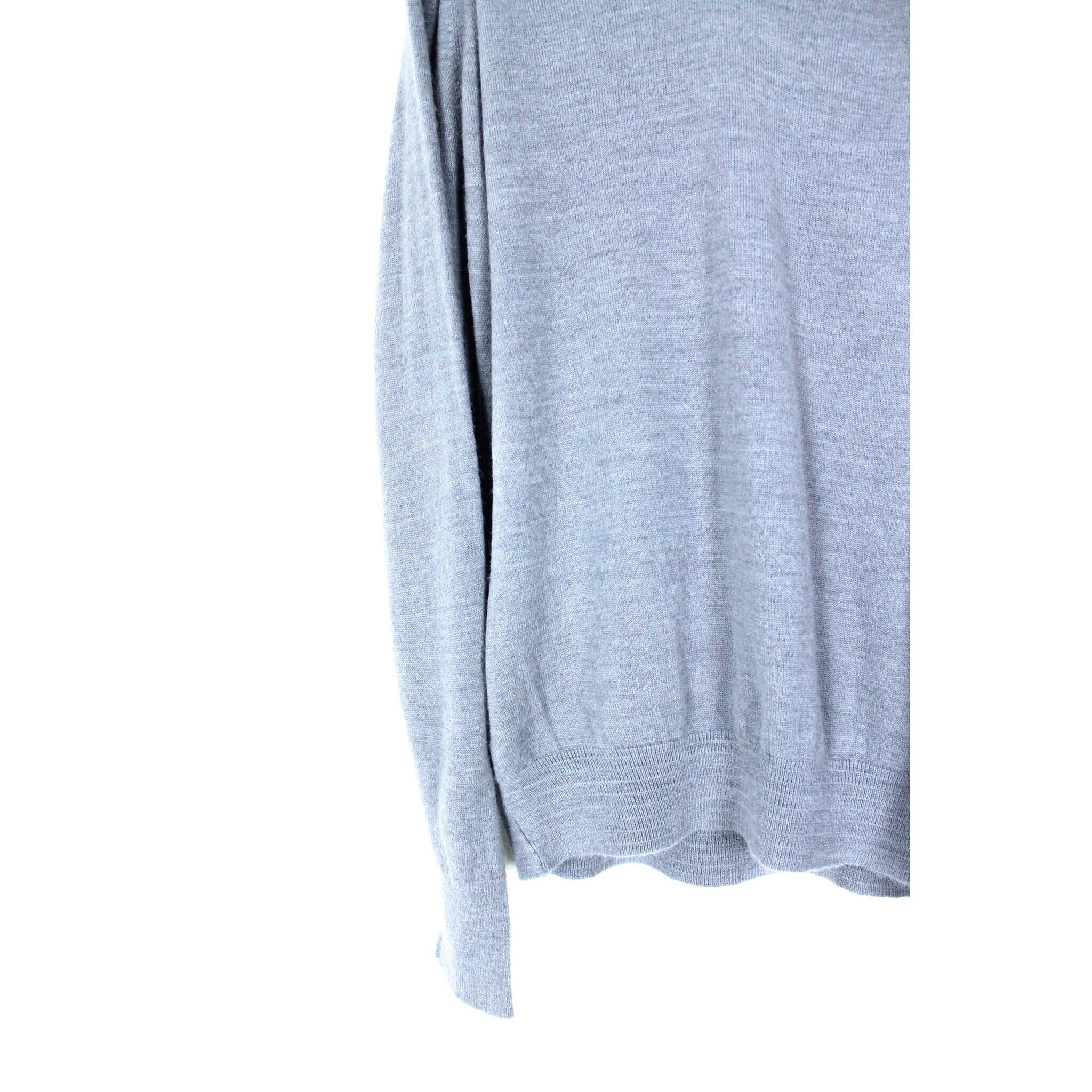 1980's Christian Dior グレーカラー ディープ Vネックニットセーター