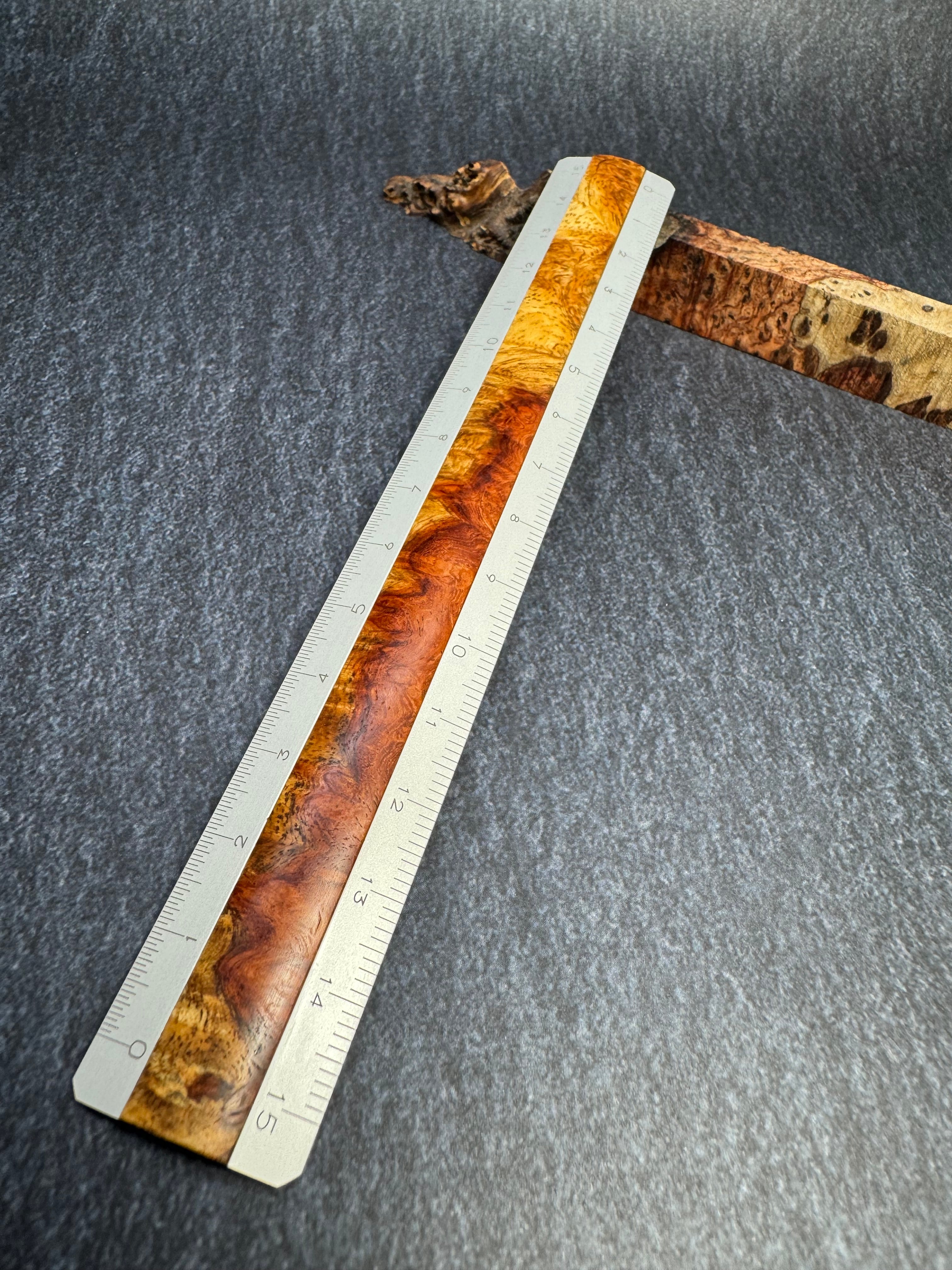 本花梨瘤杢プレミアムグレード | あけぼの工房