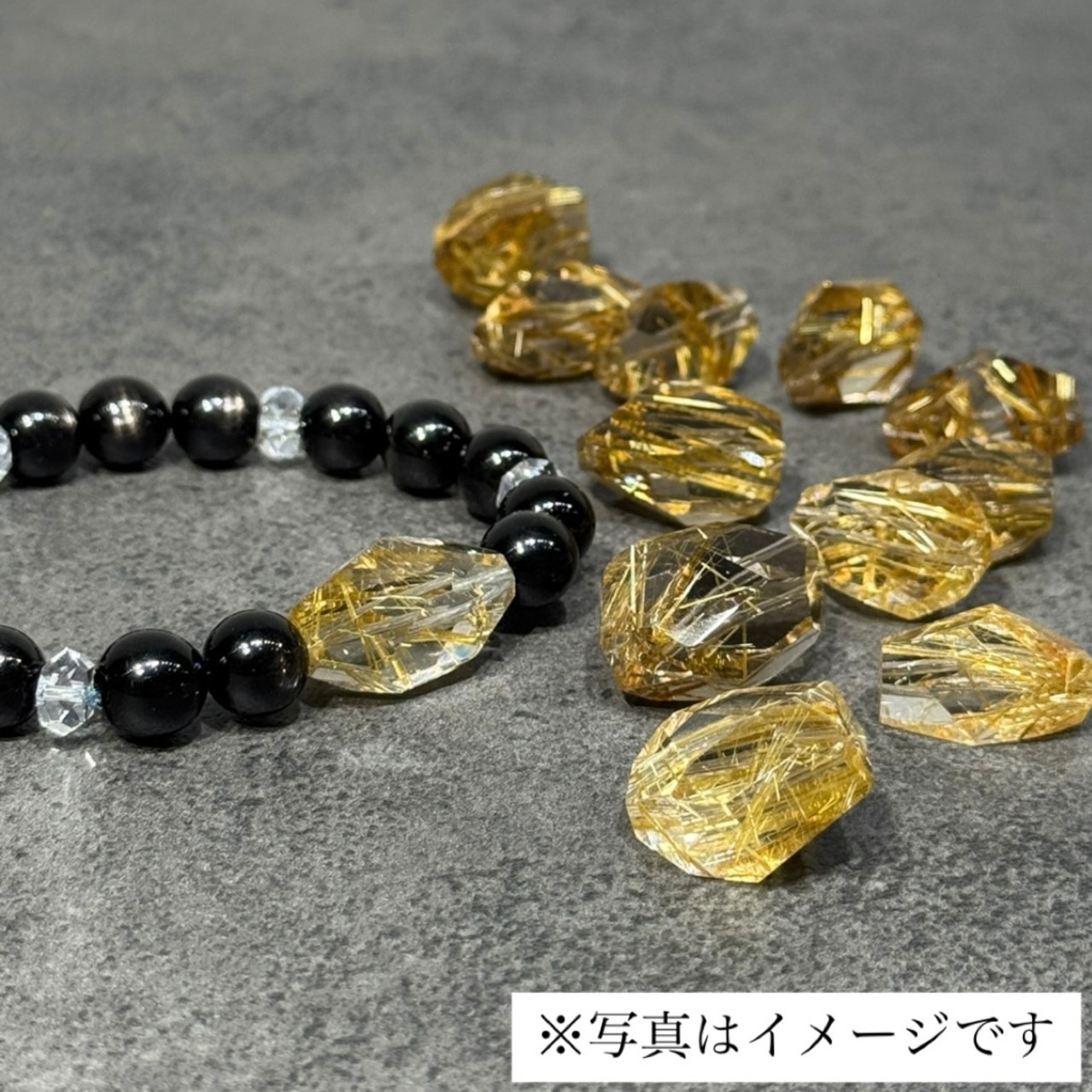 【3rd ANNIVERSARY 目玉商品】 No.2111【SS】ジュエリーカットゴールドルチルクォーツ