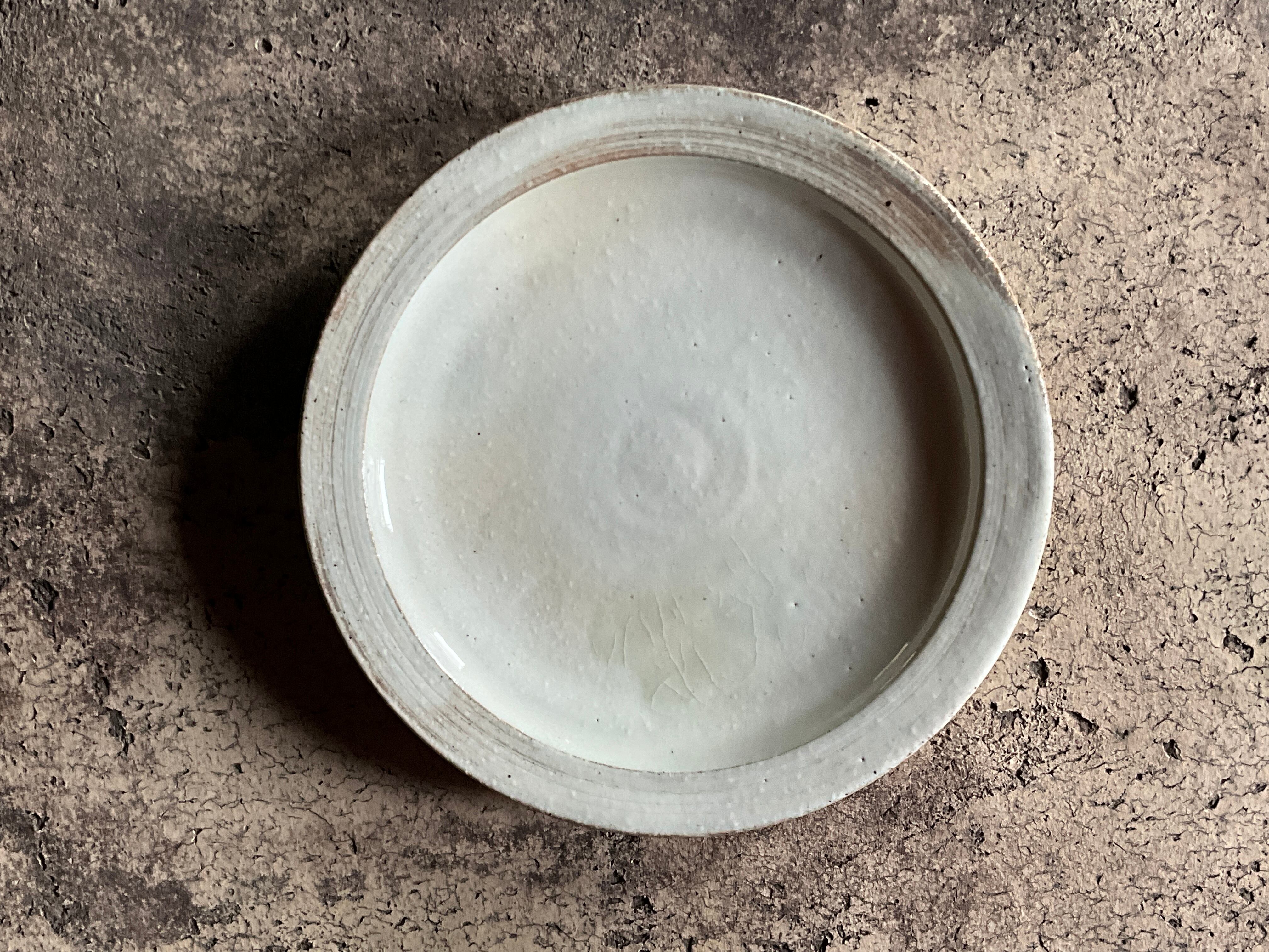 白泥リム皿 六寸