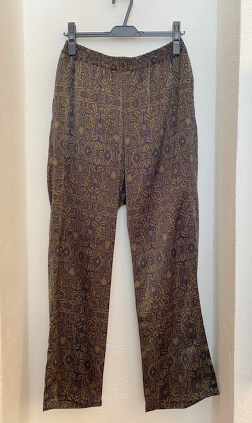 Repeating Pattern Straight Pants　Green