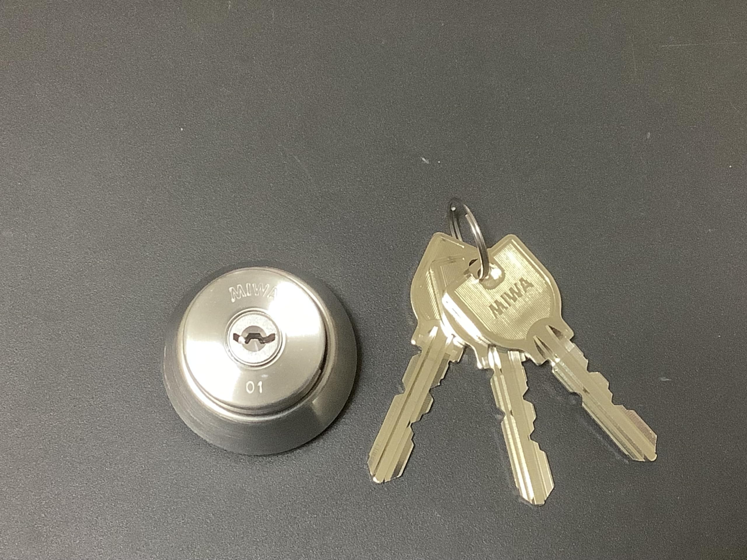【在庫処分】MIWA U9 LD/BH用交換シリンダー シルバー色