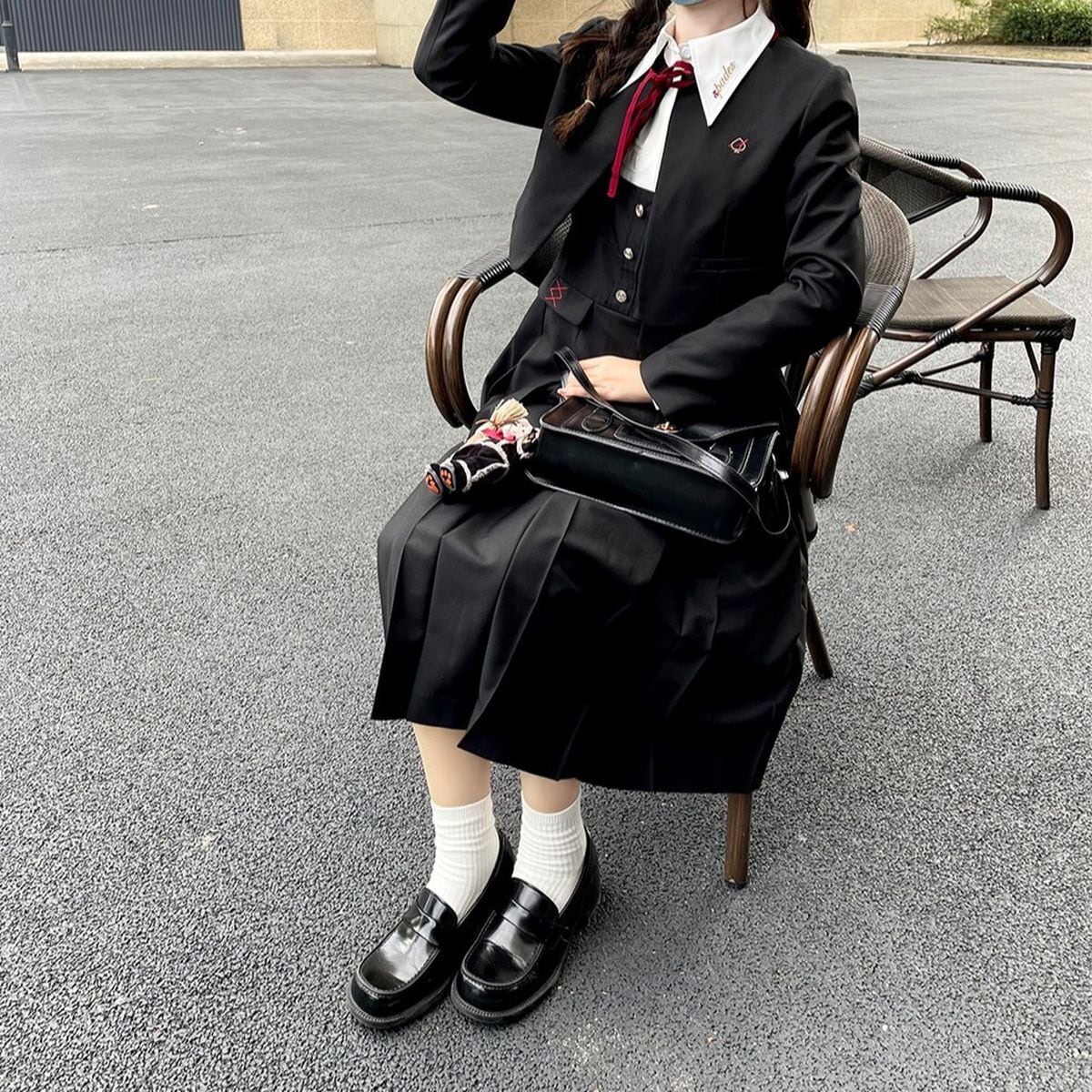 黒曜の礼拝・ボレロ付きクラシカル制服ワンピース：ジャケット