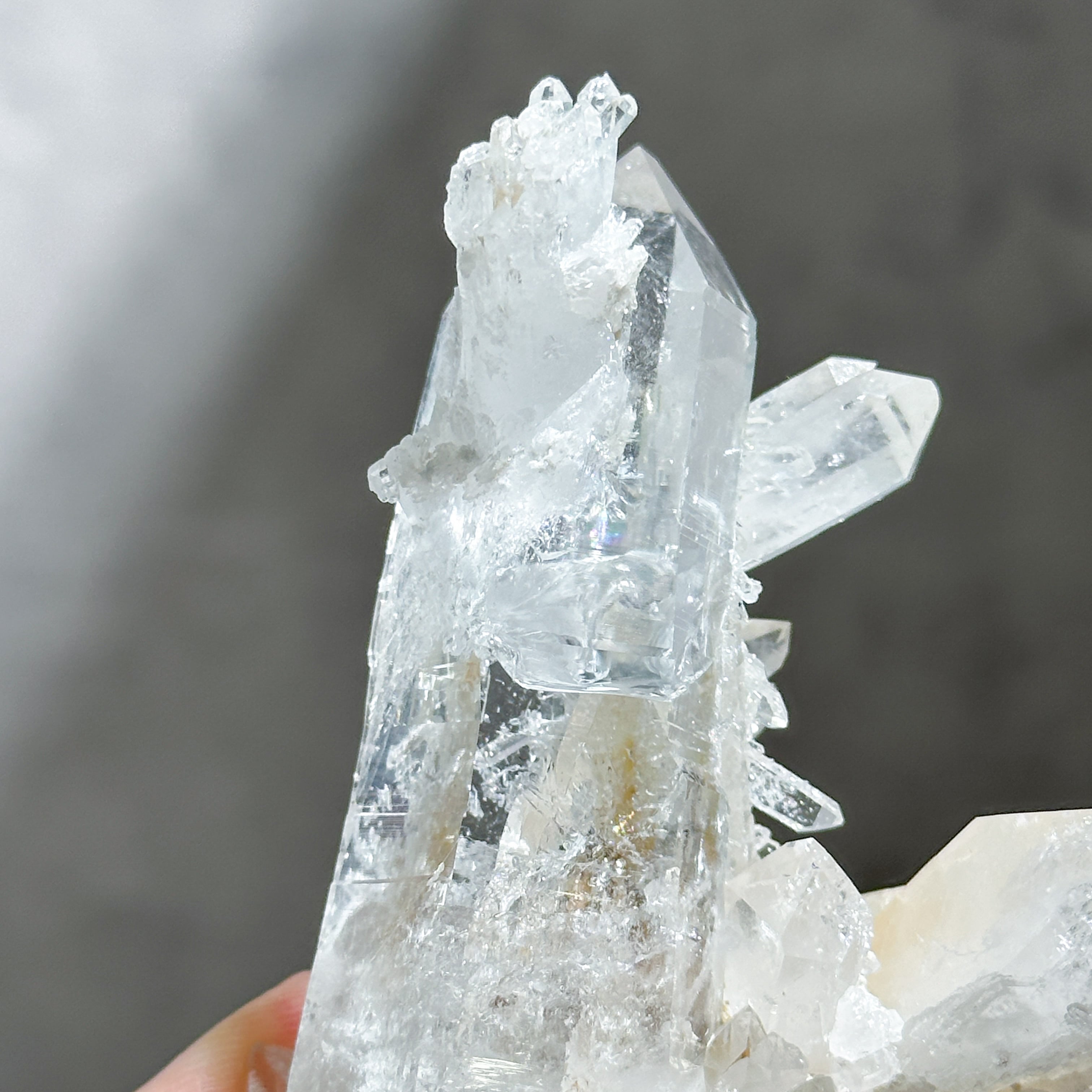 虹◎コロンビアンレムリアンクォーツ クラスター33◇Colombian