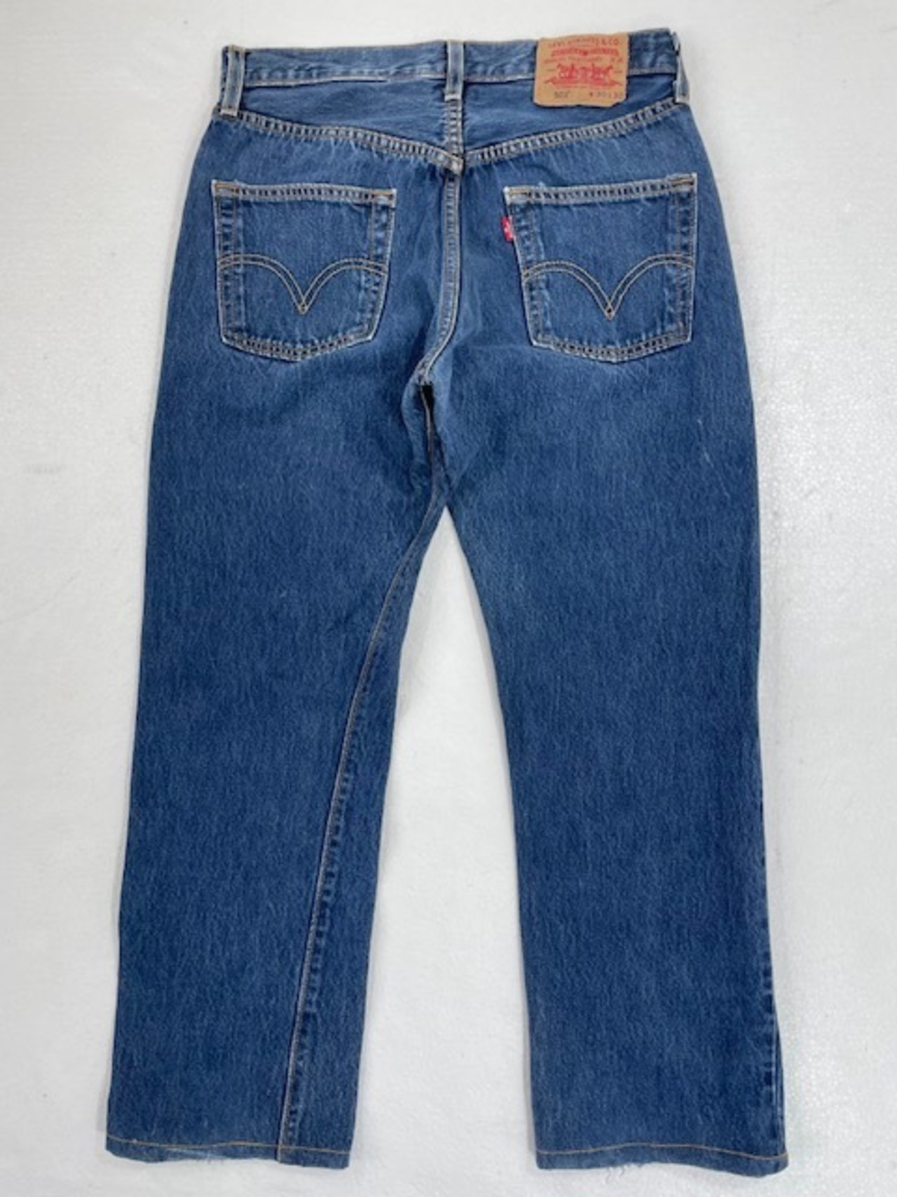 M-283  リーバイス 501レギュラー古着 2003年米国製刻印324   W77cm(ぐるり） 股下 68cm