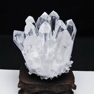 水晶 クラスター 水晶 原石 台座付属 一点物 182-8578