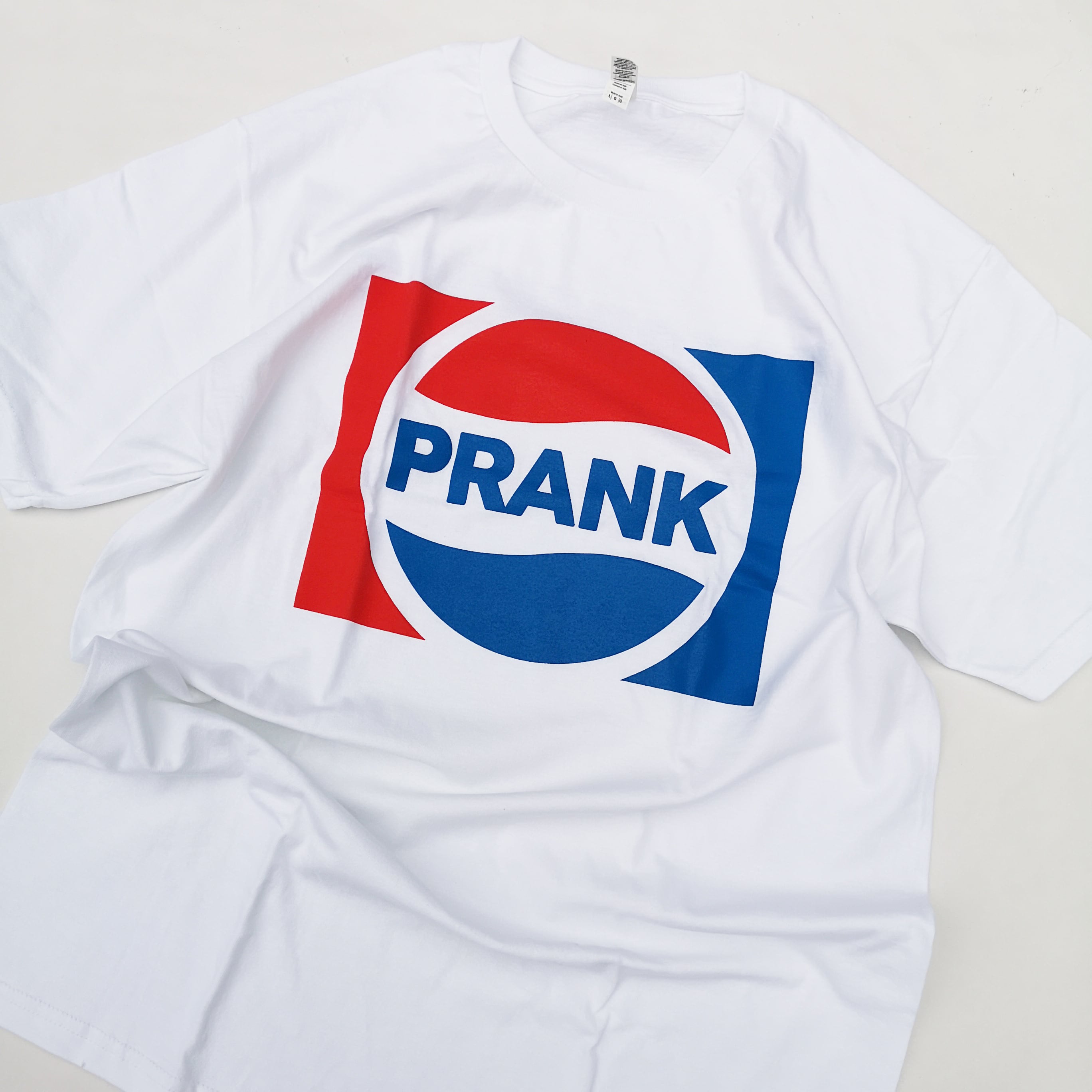 PRANK Weird Store "THE CHOICE OF A NEW GENERATION" TEE SAX, WHT