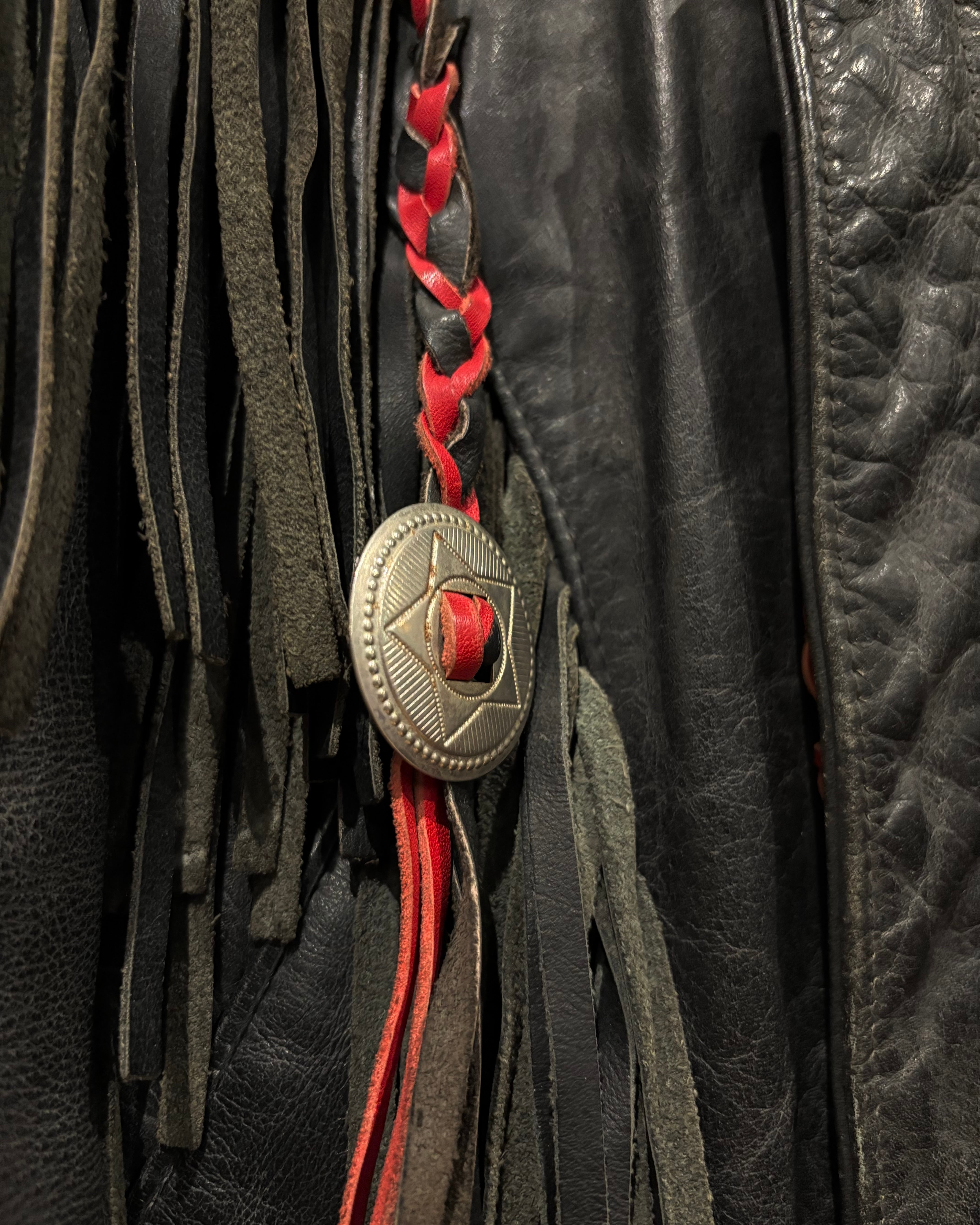 Caka otto】 “Schott” Fringe × Concho Button Decoration Vintage
