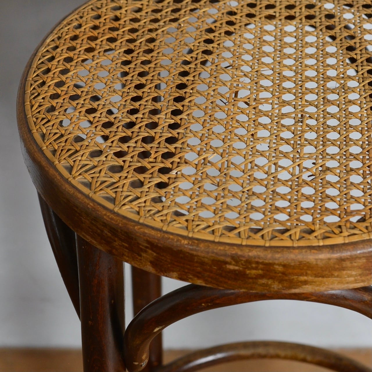 Bentwood Stool / ベントウッドスツール【A】〈トーネット・THONET・曲