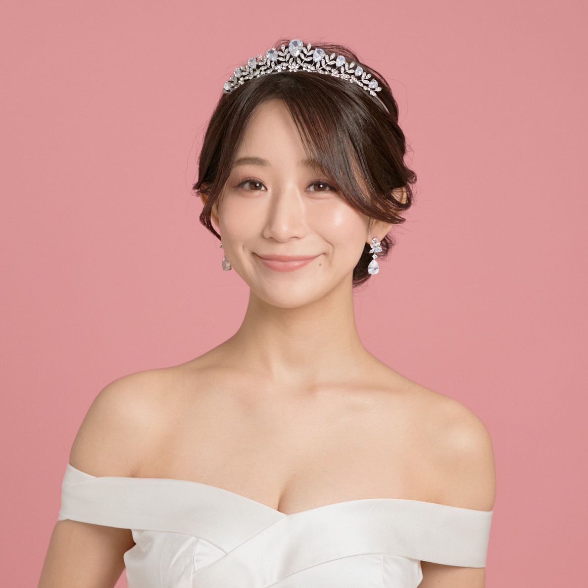 Lara ブライダルティアラ