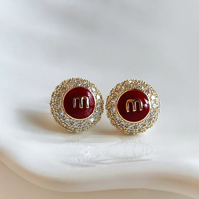M button pierce　B615