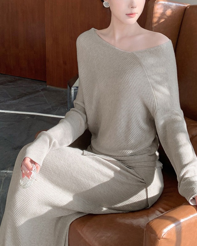 オフショルダーリブニットセットアップ　S26007