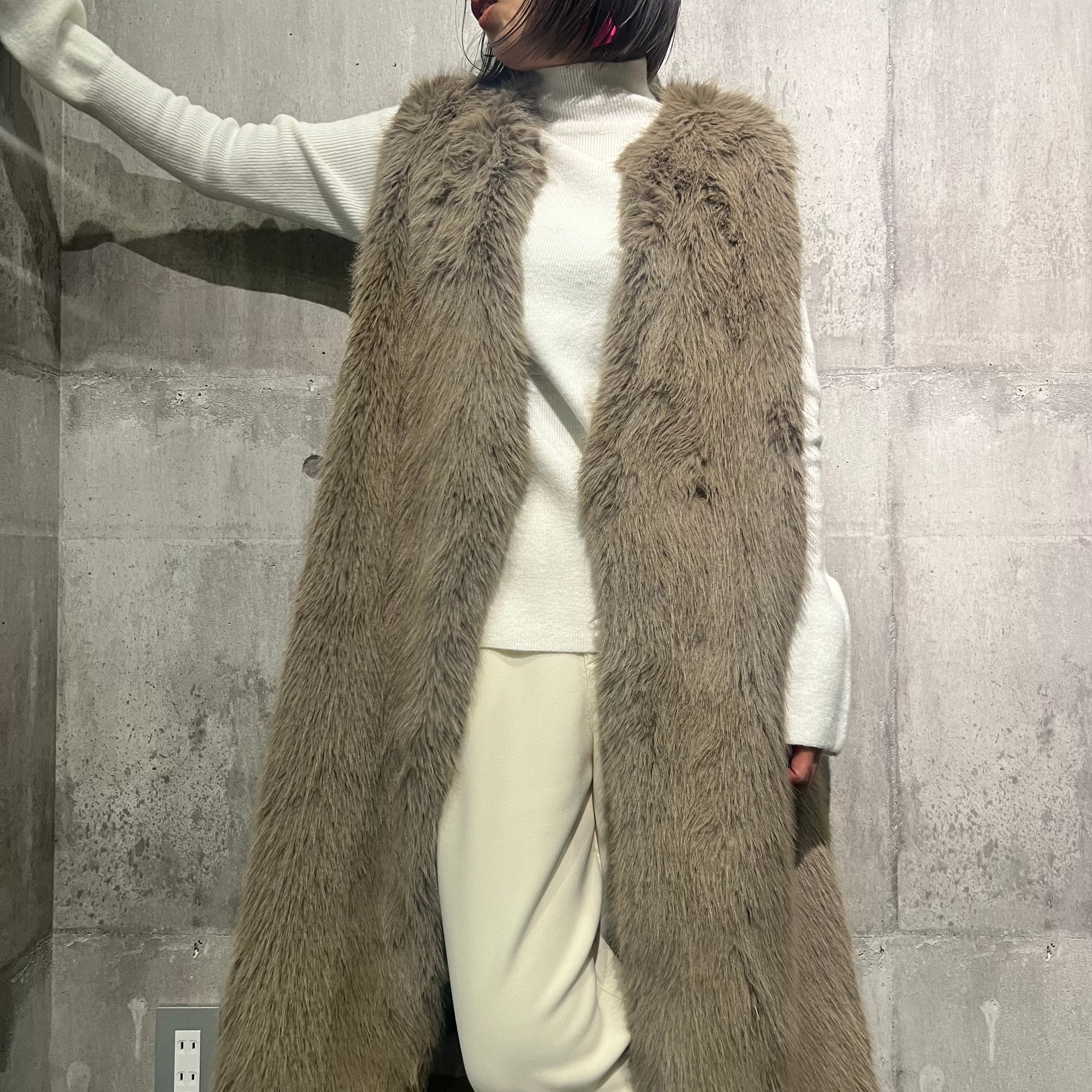 フェイクファーロングジレ フェイクファーロングジレ | SLOVNENYA スロヴネンヤ