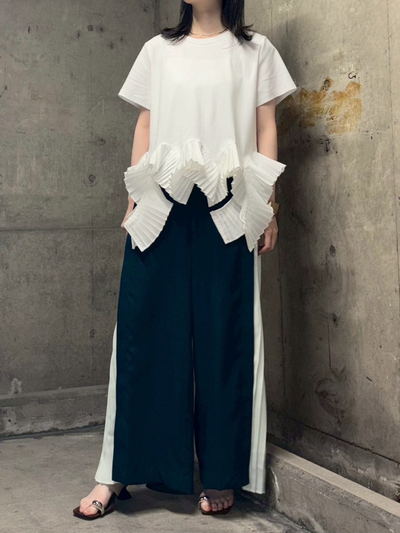 MME138TEB プリーツヘムTシャツ