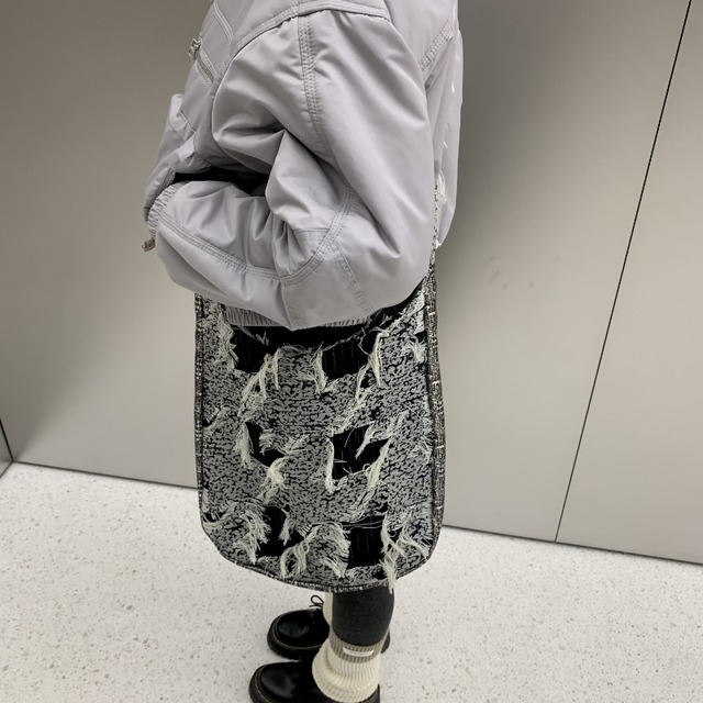 merakおしゃれなタッセル切り替えショルダーバッグ