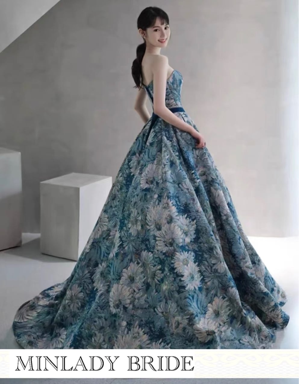 ピーコックブルー カラーウェディングドレス | MINLADY BRIDE