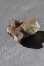 カルサイト×ヒューランダイト 「二つの出会い」Calcite  ◇ 天然石・鉱物・パワーストーン・原石 | st00397