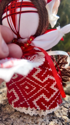 UA.Designer手作りモタンカ 14cm（ウクライナの御守り）スタンド付き