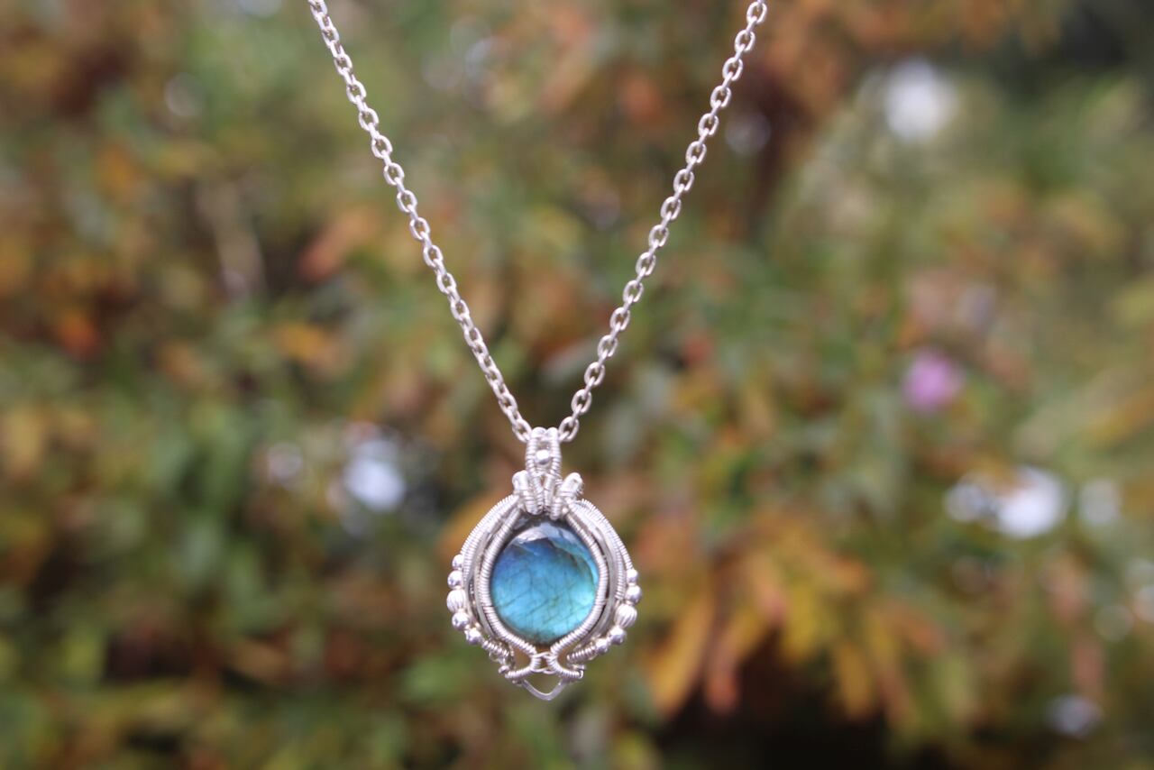 Labradorite silver 925 wire wrapping pendant