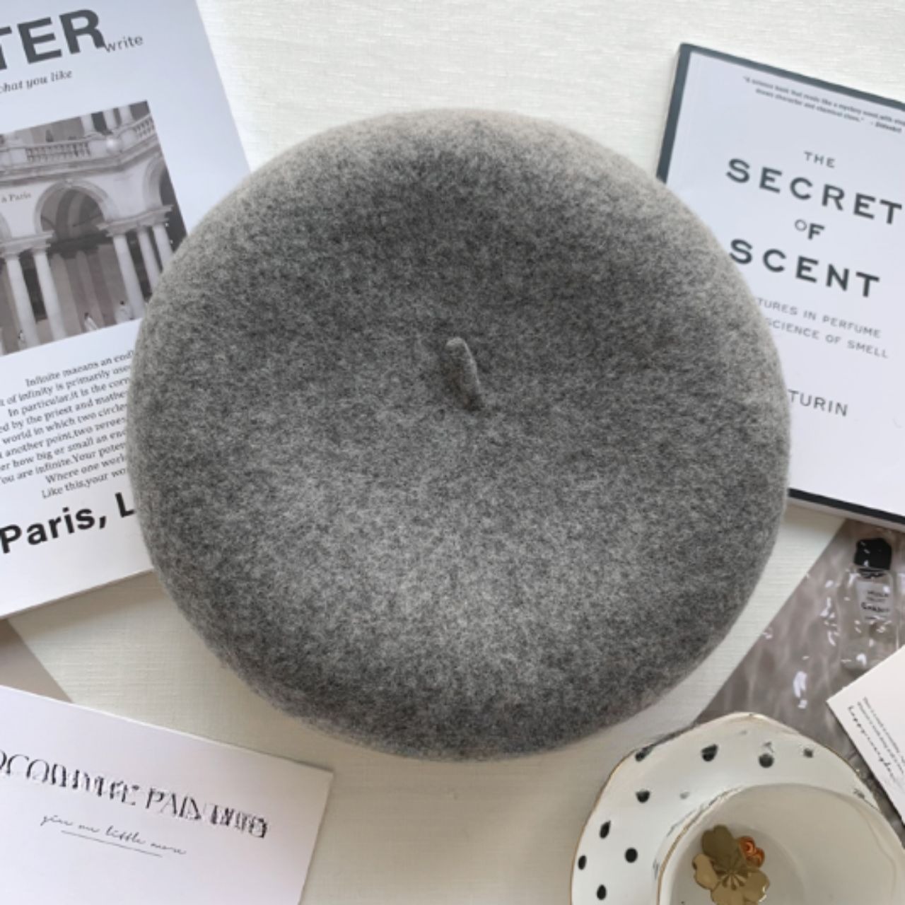 Parisien Wool Beret F0487