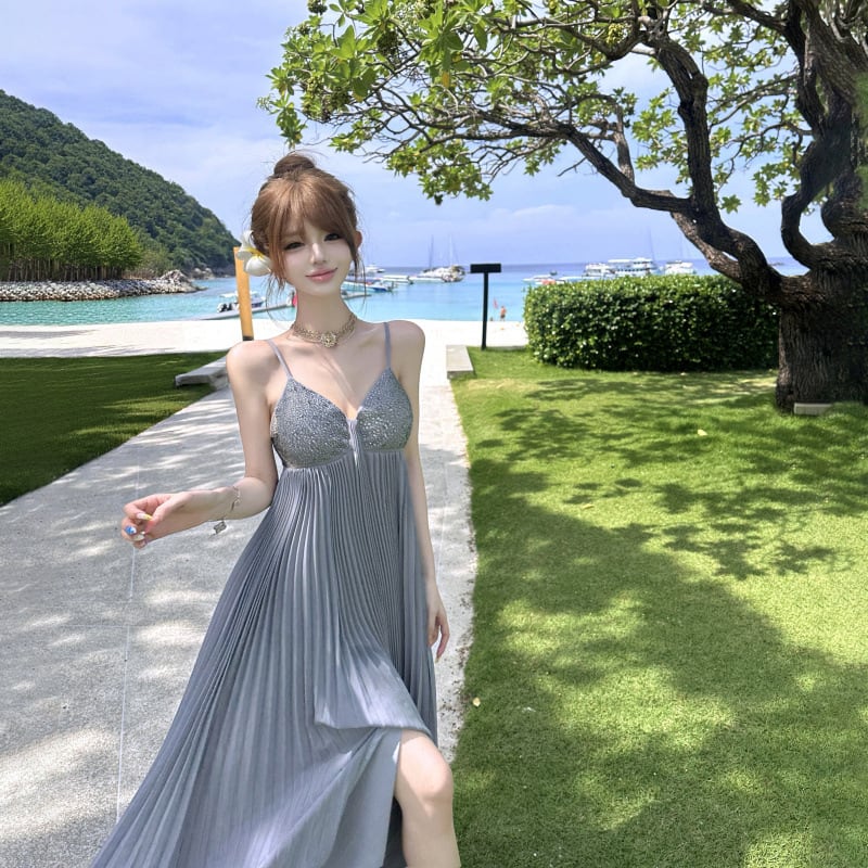 ロングドレス キャバドレス セクシー ビジュー付き Vネック バックレス キャミソール フレアシルエット プリーツ加工 バースデー JC2-XHY911117