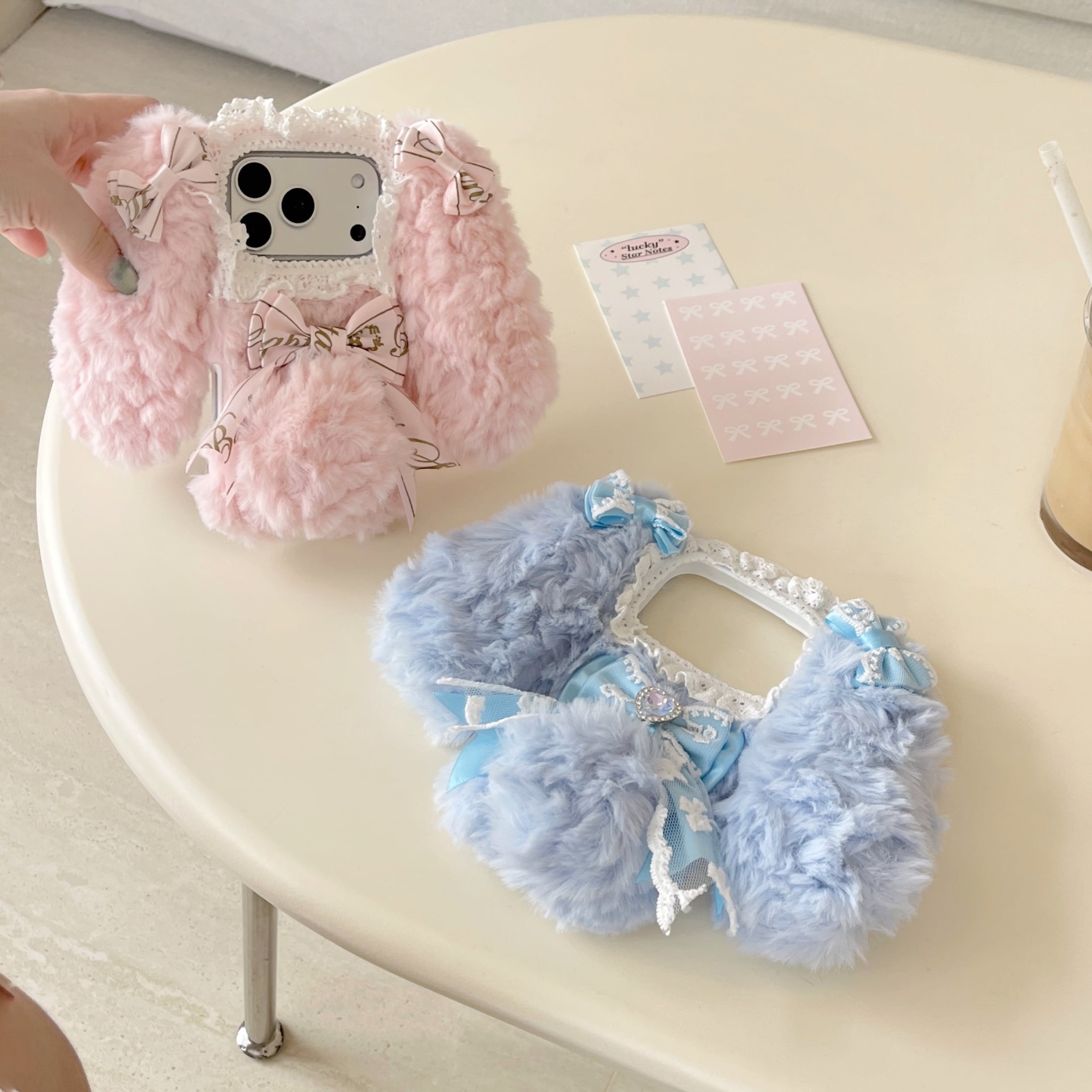 もこもこ ウサギ iPhone 17 16 15 14 13 ケース かわいい ファー