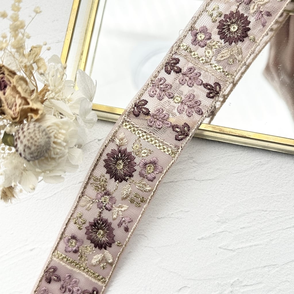 刺繍リボン ハートスタイル [アイボリー]インド刺繍リボン 3134 | インド