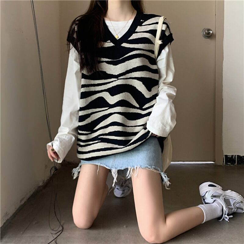 セーター ルーズニットスプリングオータムパターンスタンダードトップス レトロ 春物 秋物 ブラックストロベリース16348193927