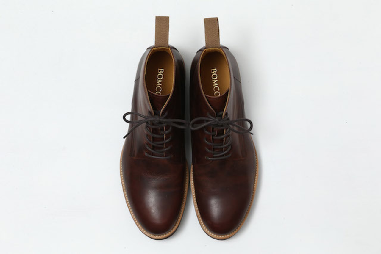 PLAIN TOE CHUKKA (WEDGE SOLE)