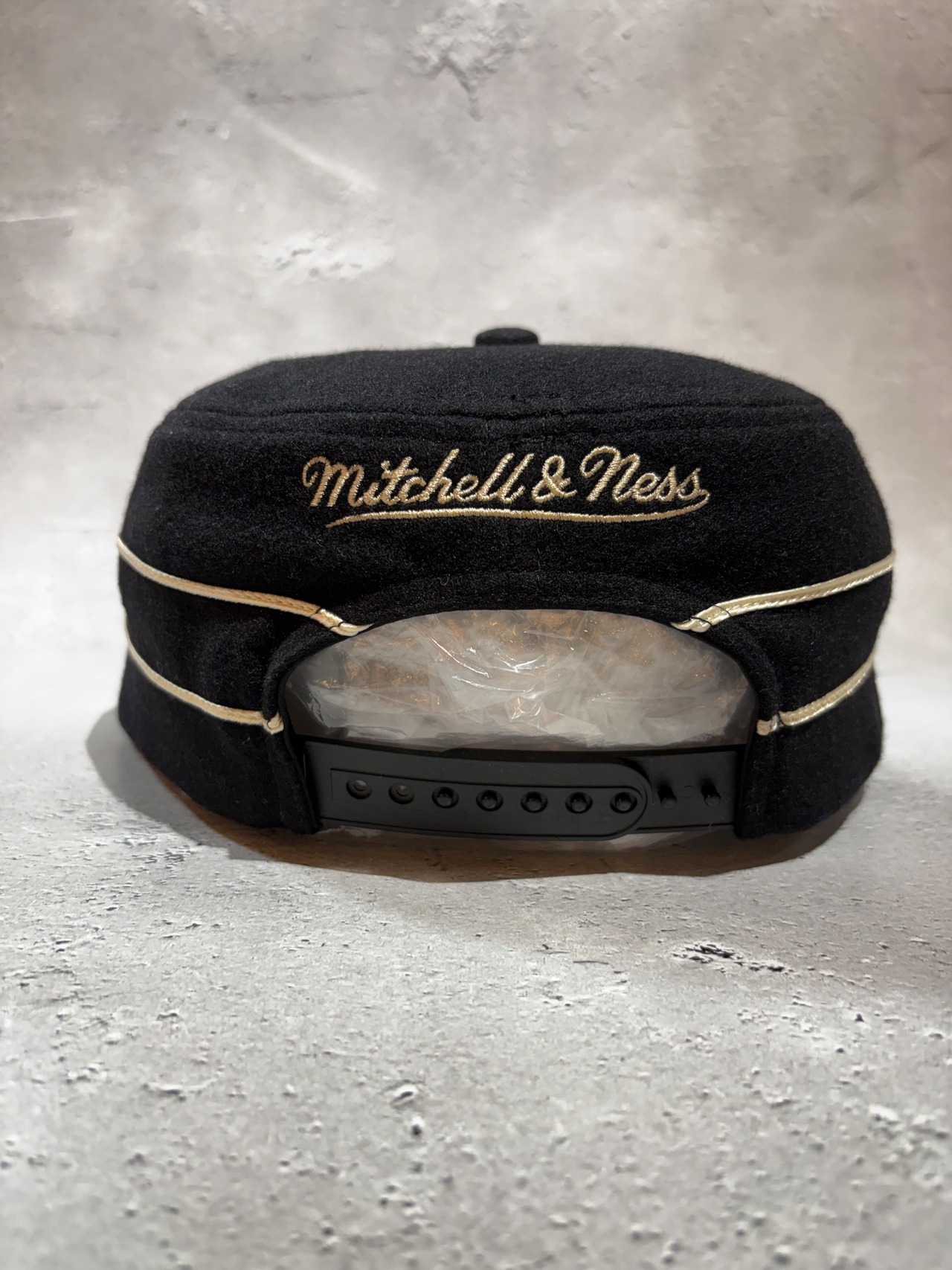 Mitchell＆Ness/ミッチェルアンドネス NBA ロサンゼルス・レイカーズ Retro Roots  ピルボックス キャップ ブラック