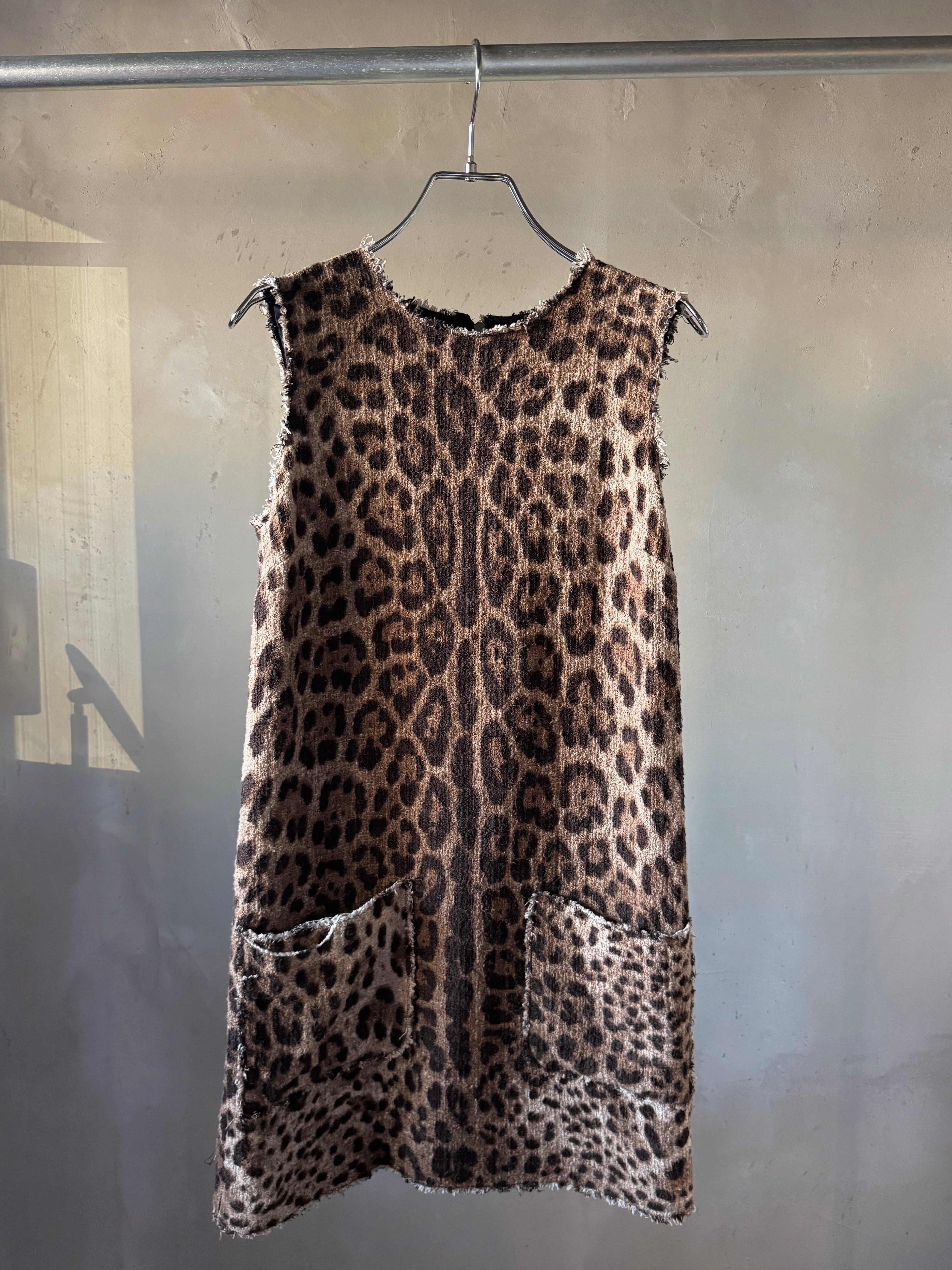 Dolce & Gabbana leopard sleeveless pocket dress