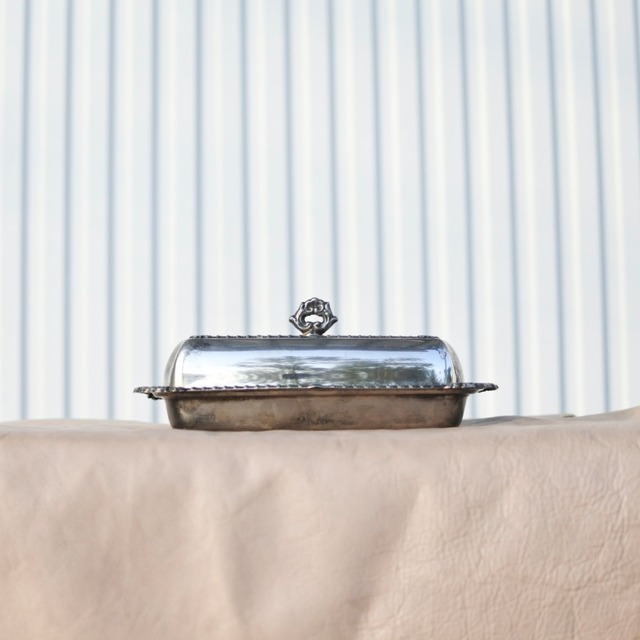 ヴィンテージ バターディッシュ シルバープレート GREEN IS NEW NAVY ヴィンテージ雑貨・アンティーク・海外買い付け