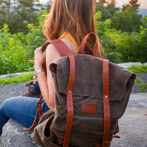 SQUARE BACKPACK