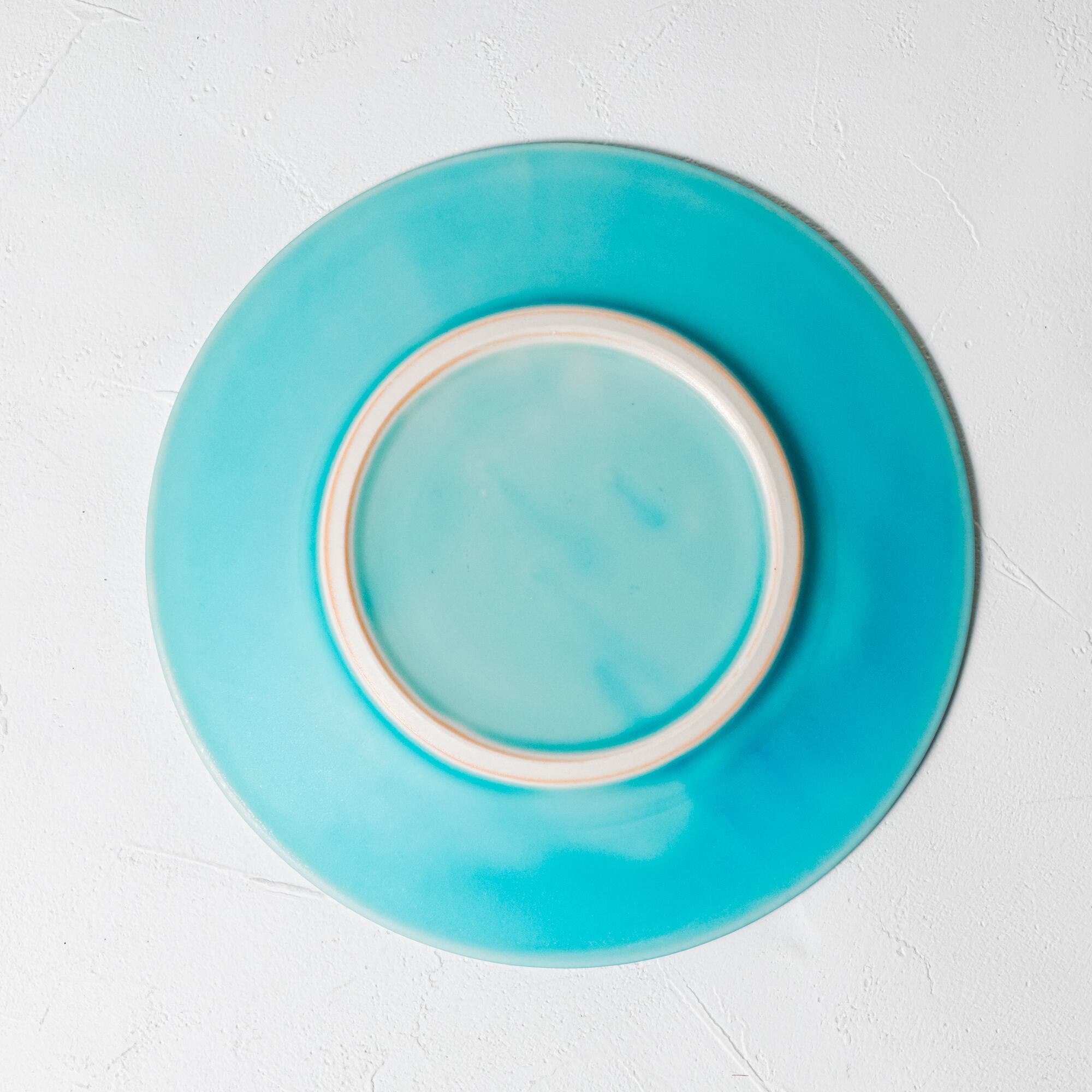 和田山 真央］藍流しトルコブルー平皿 M ／C8-3 | UTSUWA KESHIKI