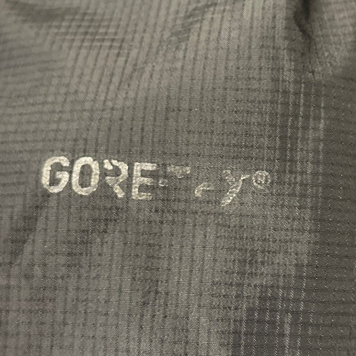 mont-bell モンベル ゴアテックス GORE-TEX マウンテンパーカー mont-bell モンベル ゴアテックス GORE-TEX マウンテンパーカー