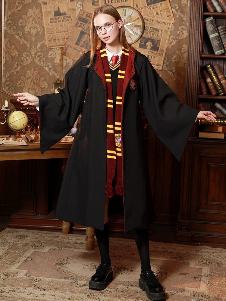 ハリーポッター ローブ、ベスト、ネクタイセット グリフィンドール スリザリン ハリーポッター ローブ、ベスト、ネクタイセット グリフィンドール