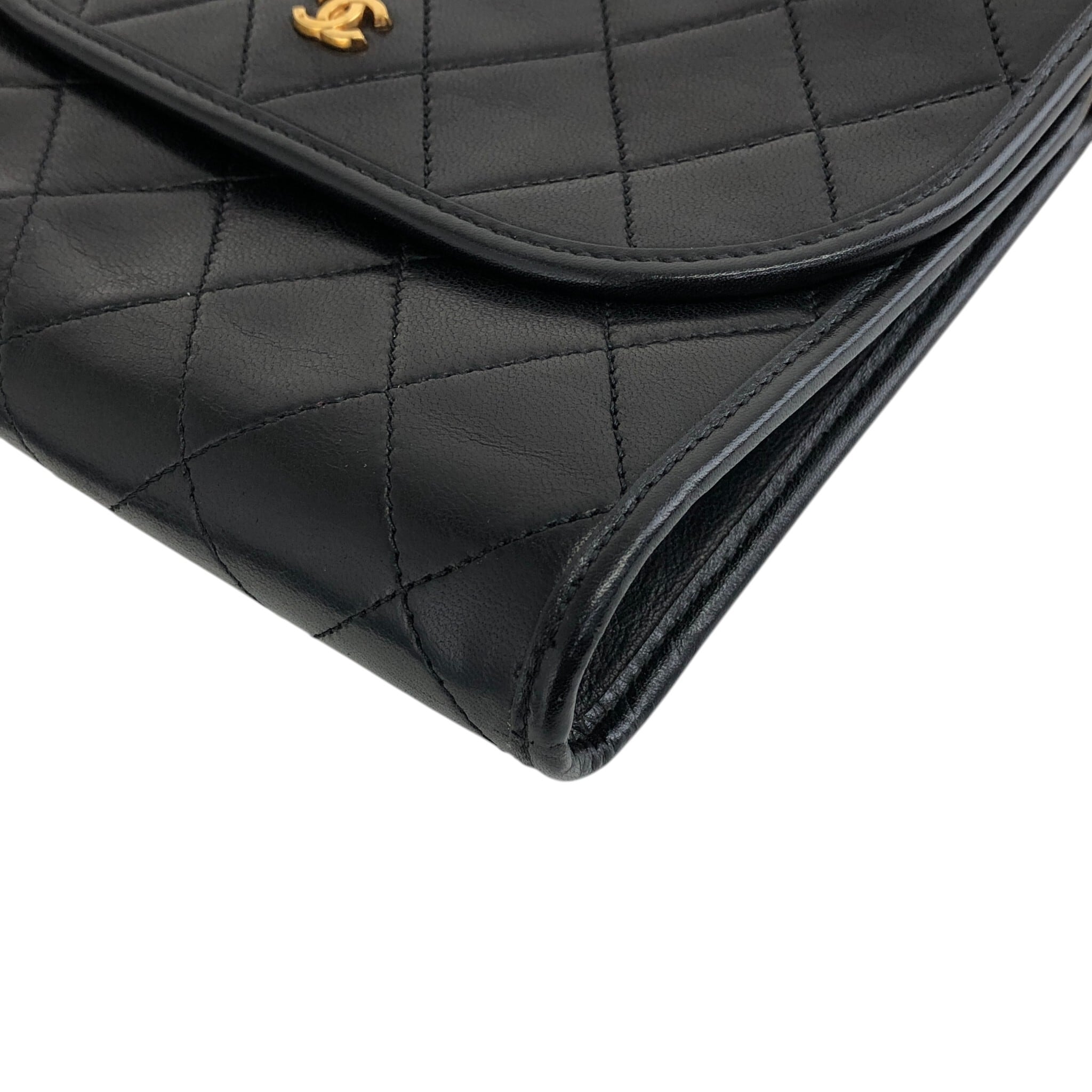 CHANEL シャネル ショルダーバッグ ブラック マトラッセ ココマーク