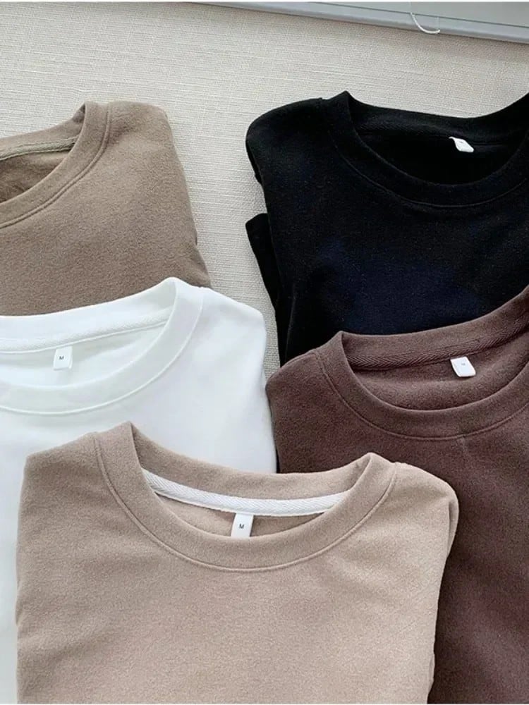 冬の女性のセーター Tシャツ女性オーバーサイズ Tシャツ女性服女性 Tシャツトップスプルオーバー長袖チューブニット Tシャツトップ