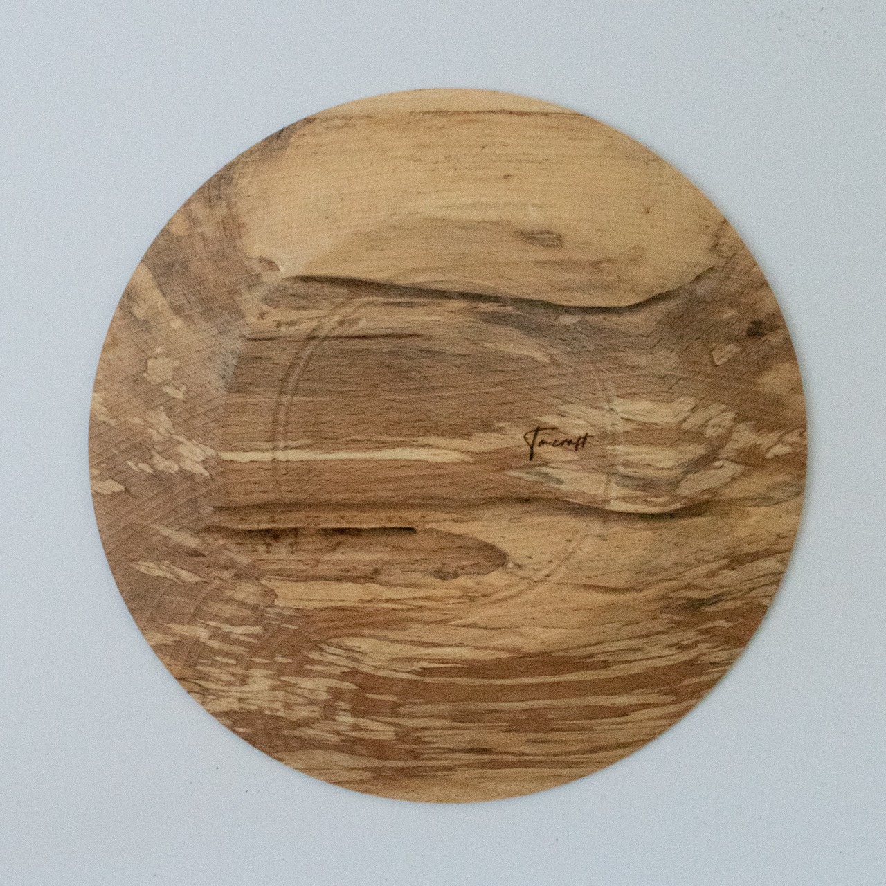 銘木のパン皿｜自然が彫残した呼吸の跡｜山毛欅