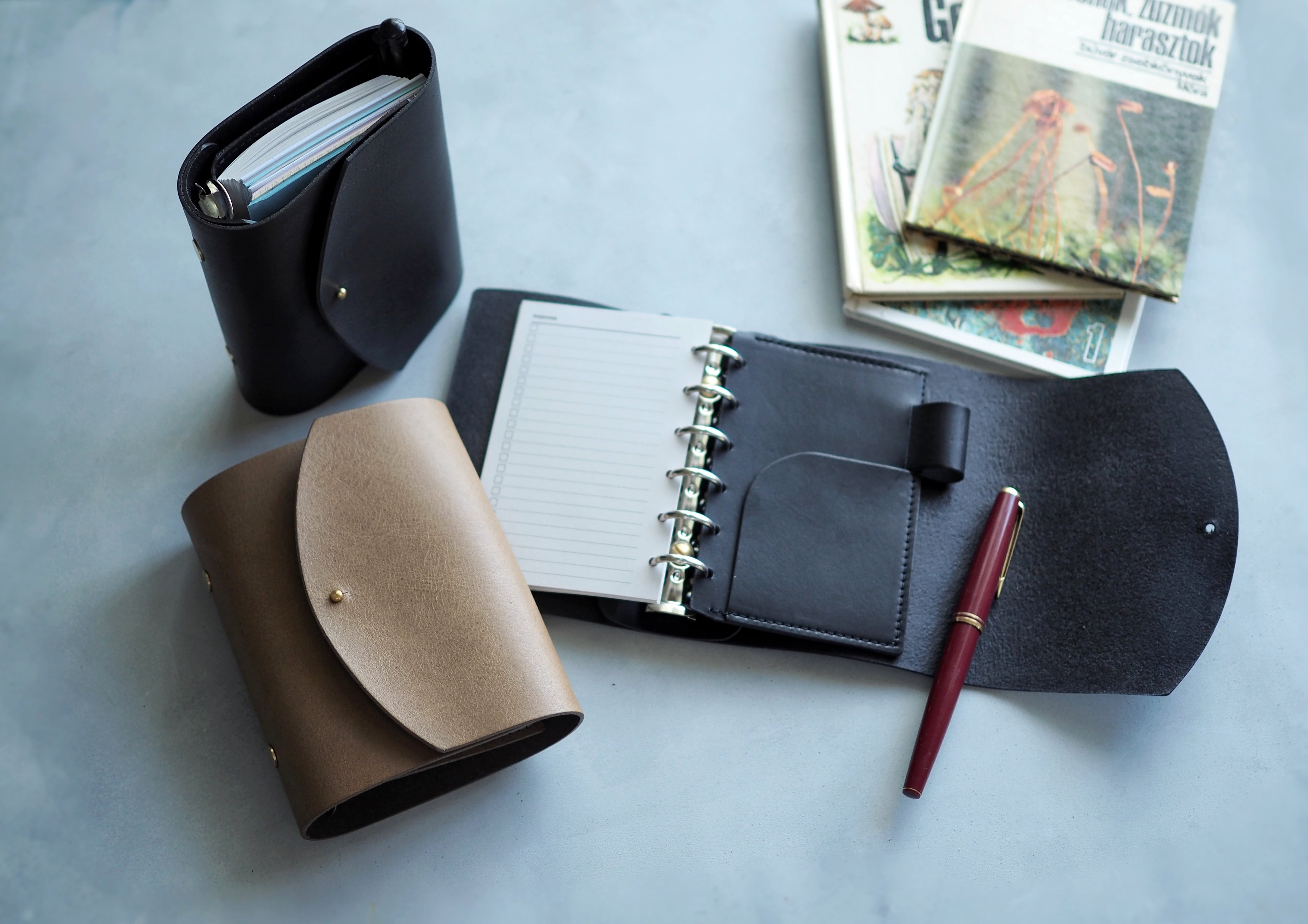 enko” Pocket Size Planner イタリアンレザーのミニ6 システム手帳  