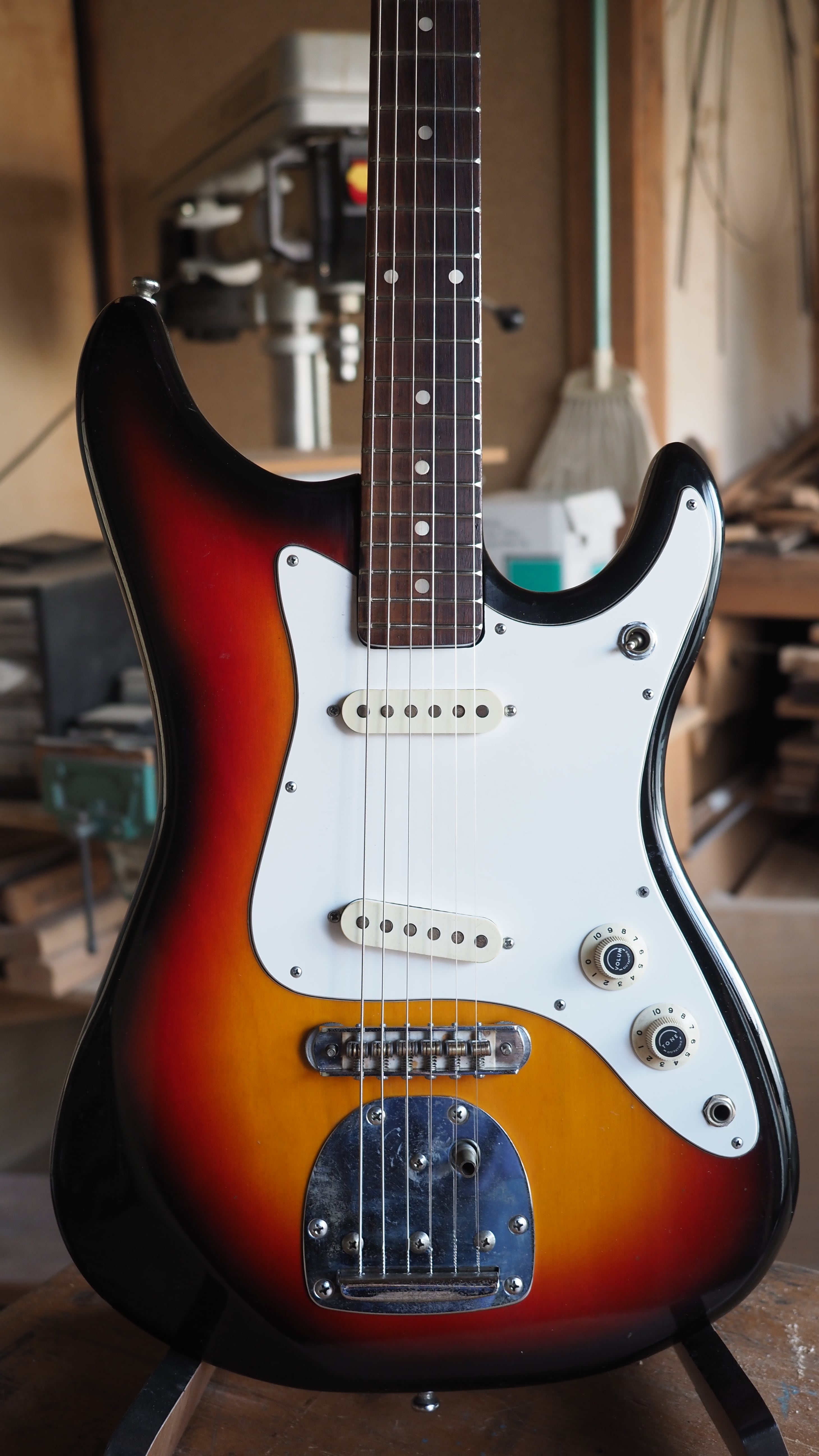 Guyatone LG-23 | Stone Free