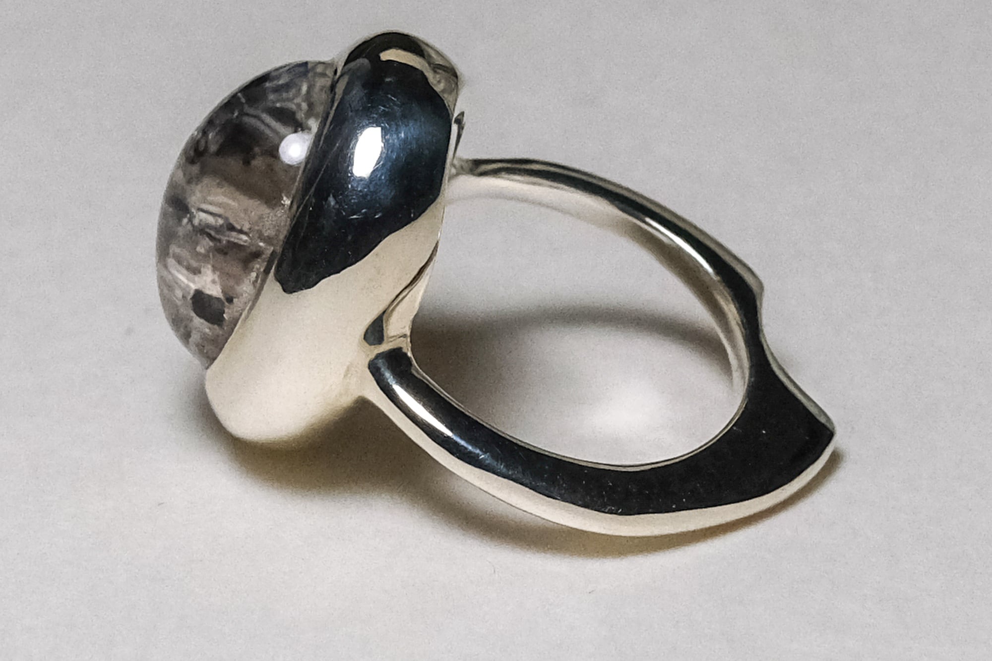 扉 イルメナイトインホワイトガーデンクォーツ リング silver no,293