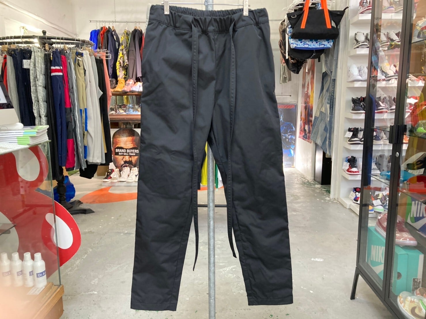 FEAR OF GOD SIXTH COLLECTION SNAP LINE PANTS BLACK SMALL 330KE5210 