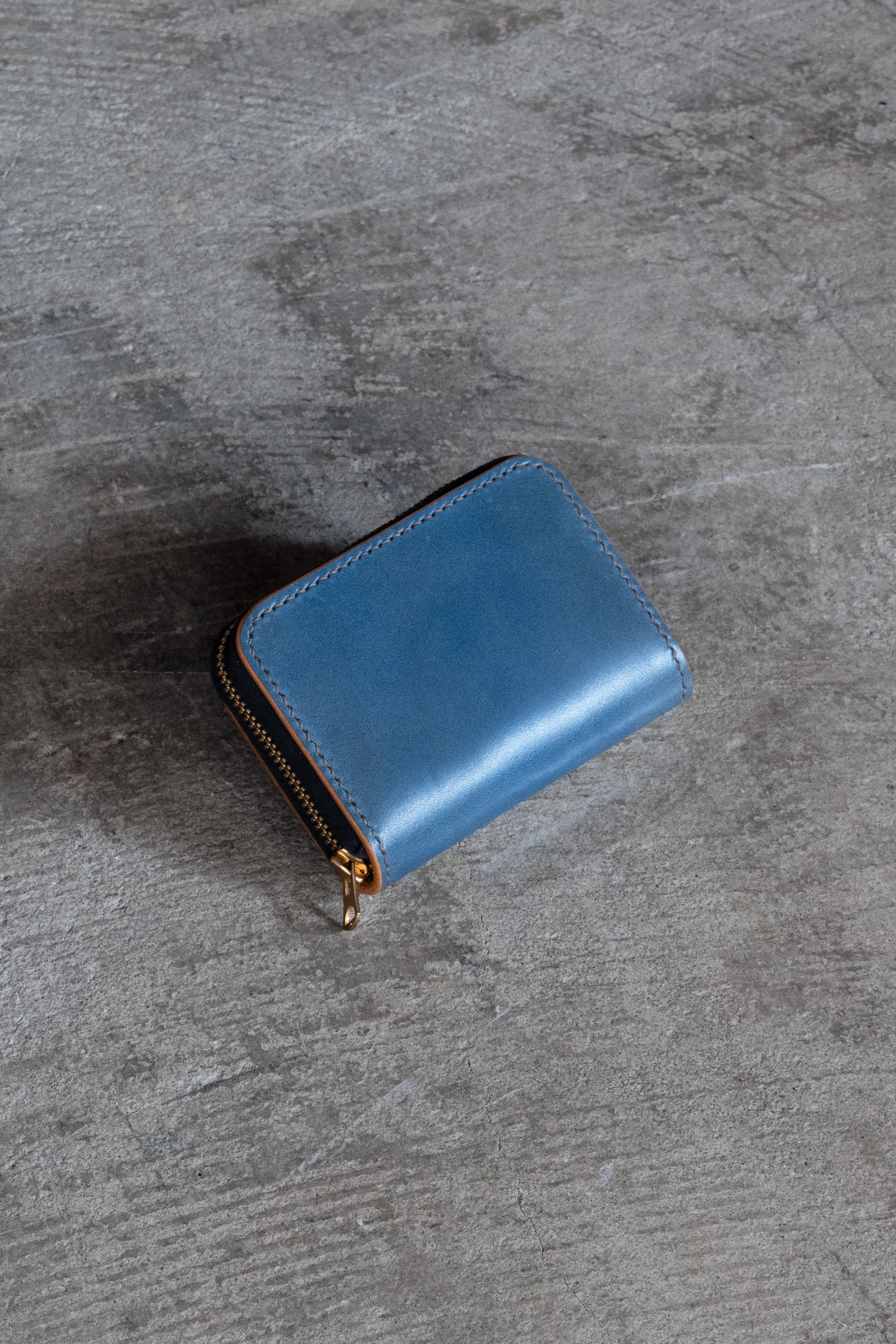 ラウンドファスナーコインケースハーフウォレット プルアップレザー ハンドメイド ラウンドファスナーコインケースウォレット プルアップレザー